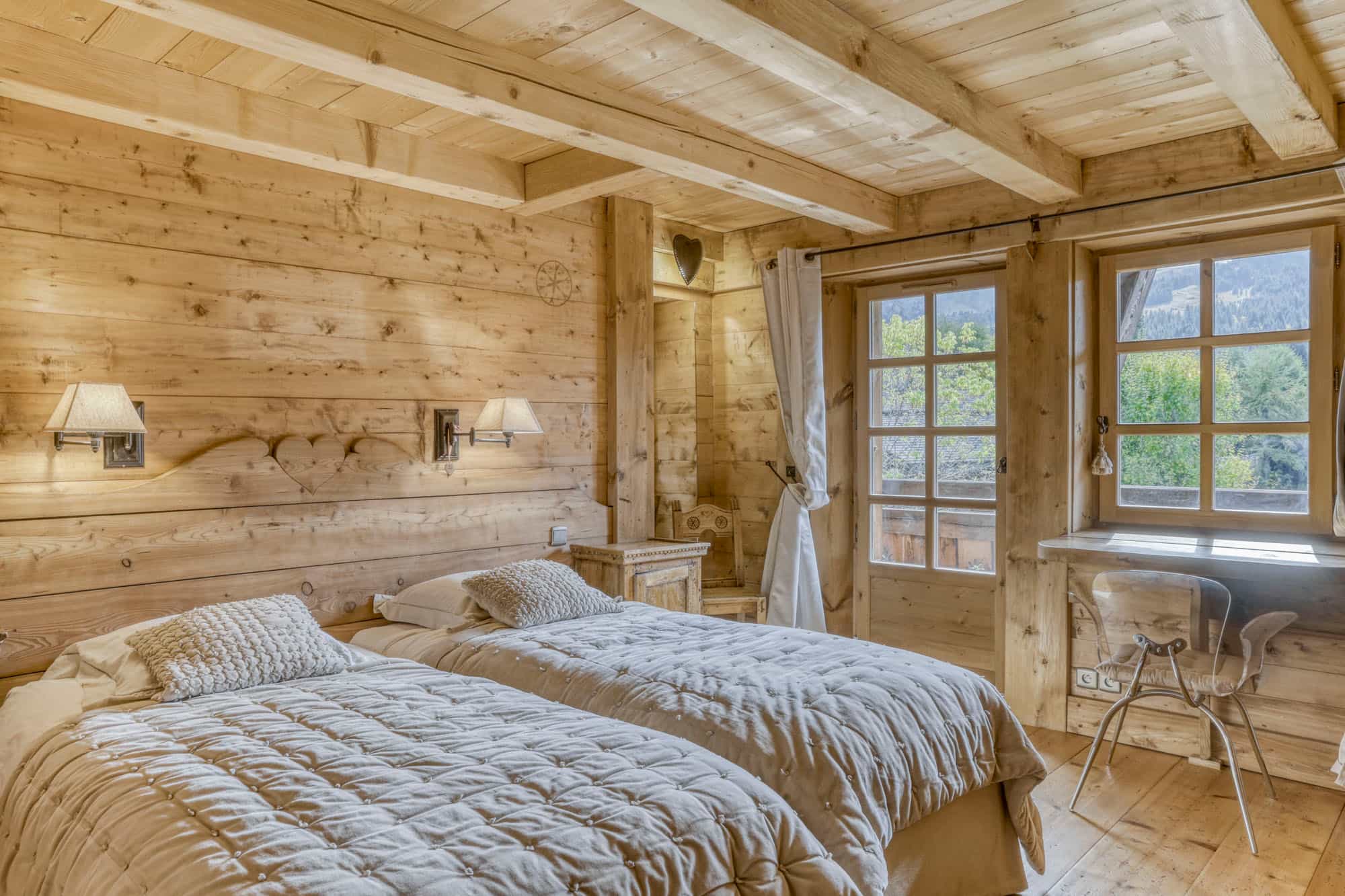 Chalet Côte 2000 - Renovated farmhouse 345 m² for sale Photo - 12
