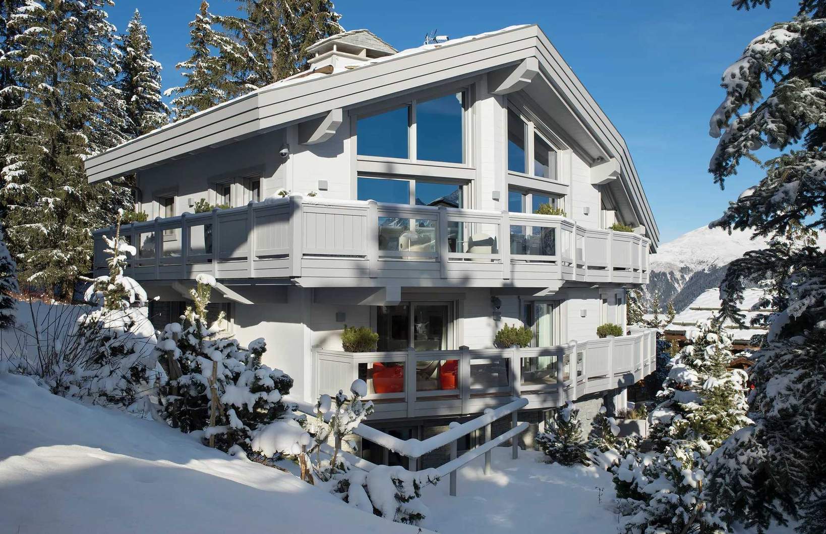 Location Chalet Hiver Courchevel photo - 1