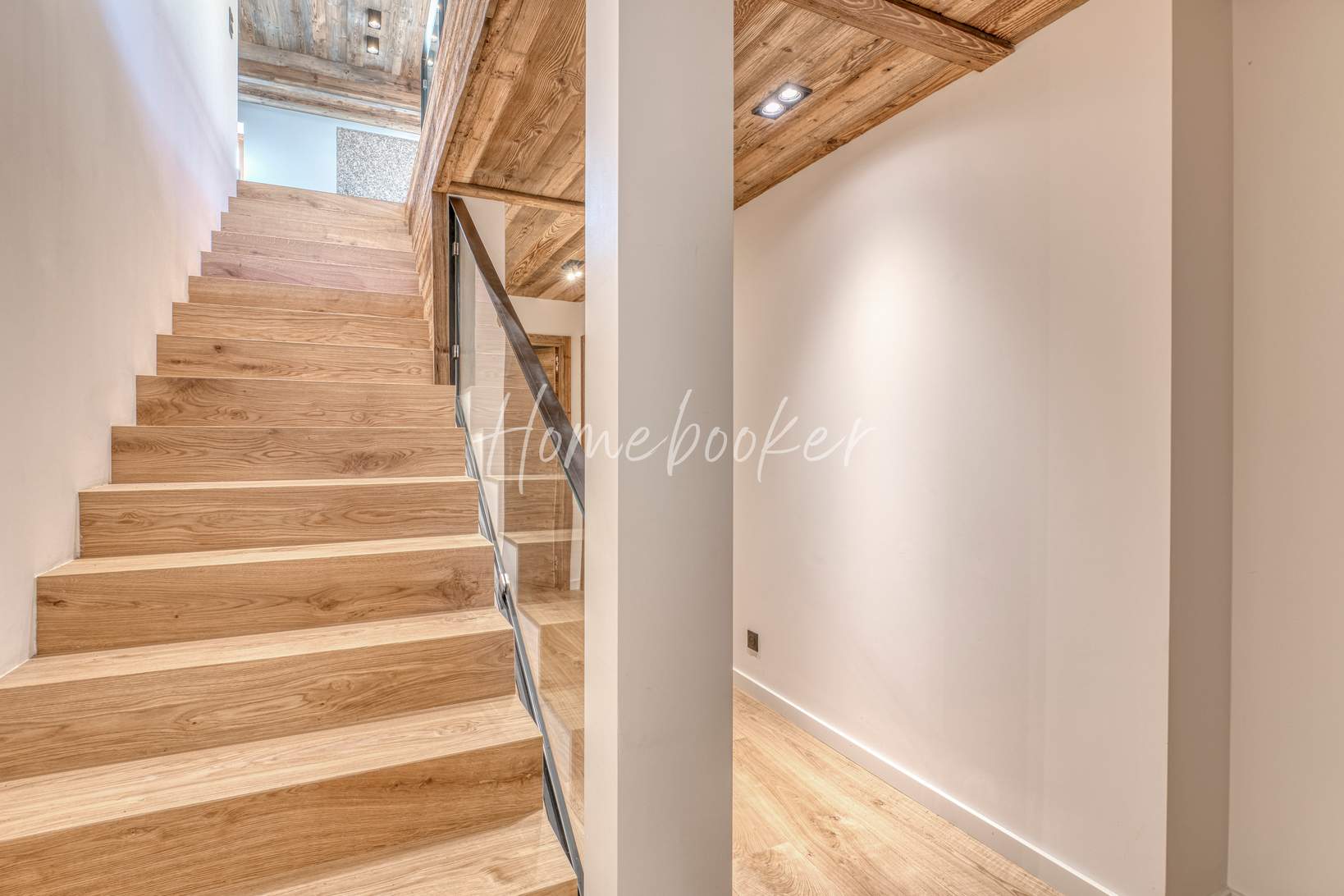 sale chalet 4-bedroom apartment in the center of Megève Megève 135 m²