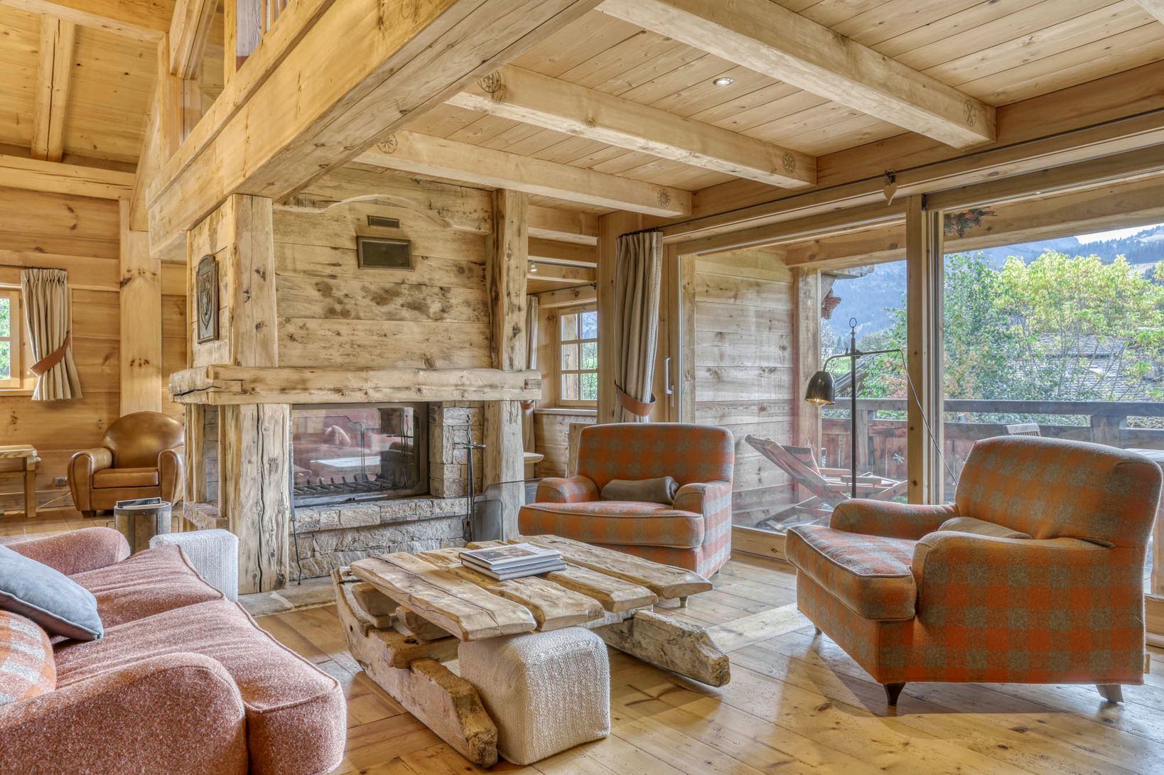 sale chalet Chalet Côte 2000 - Renovated farmhouse 345 m² for sale Megève 547 m²